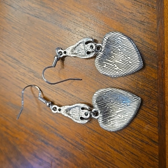 Gothic Heart Dangle Earrings Synthetic Red Glass, Silver-Plated Zinc Alloy, Stai - Picture 8 of 9